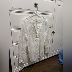 Time and Tru White Blouse